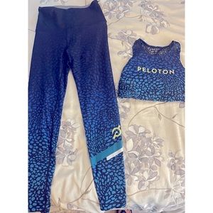 Peloton Wild Kite Sports high neck Bra (Small) and high waist leggings (Medium)